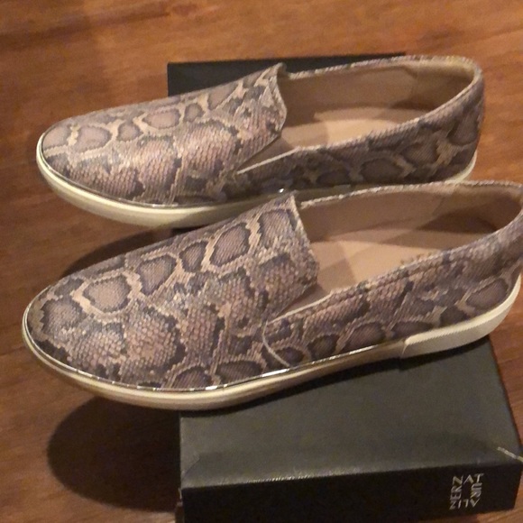 Naturalizer - Picture 3 of 6